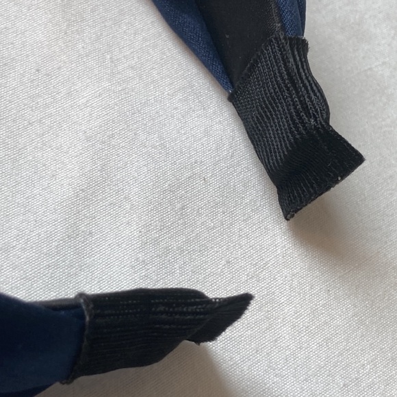 Bee Knot Headband - Picture 6 of 6